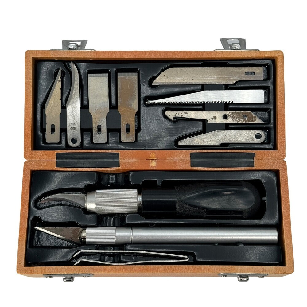 Hobby Hobbyist Fine Detail Knife Carving Set 11 Pc and Storage Case